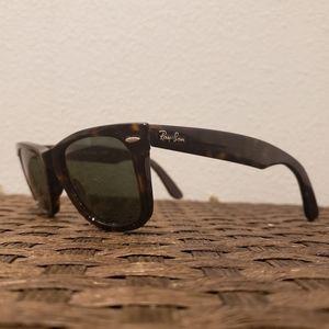 Rayban Wayfarer Sunglasses
